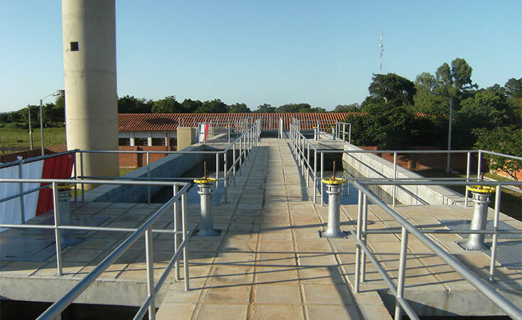Construcción de Redes de Agua Potable y Alcantarillado Sanitario en Carmen del Paraná